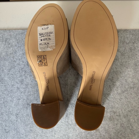 Karl Lagerfeld Women's Gold Metallic Tassel Mules - Picture 6 of 6